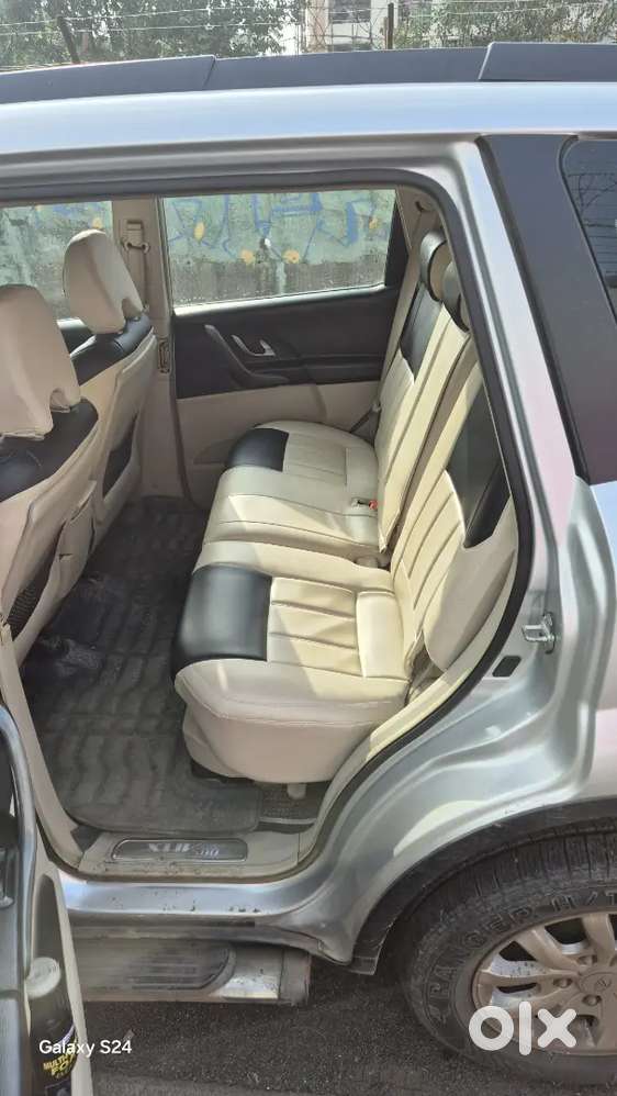 Mahindra Xuv500 2015