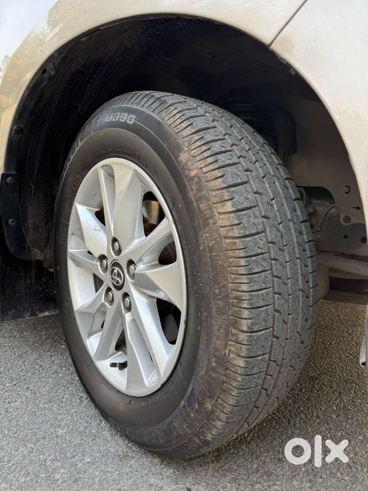 Toyota Innova Crysta