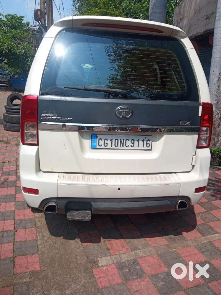 Tata Safari Storme 2013 Diesel 105000 Km Driven