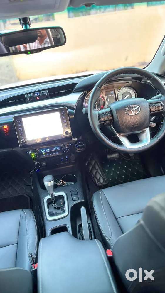 Toyota Hilux 2.8 High 4x4 Mt, 2026, Diesel