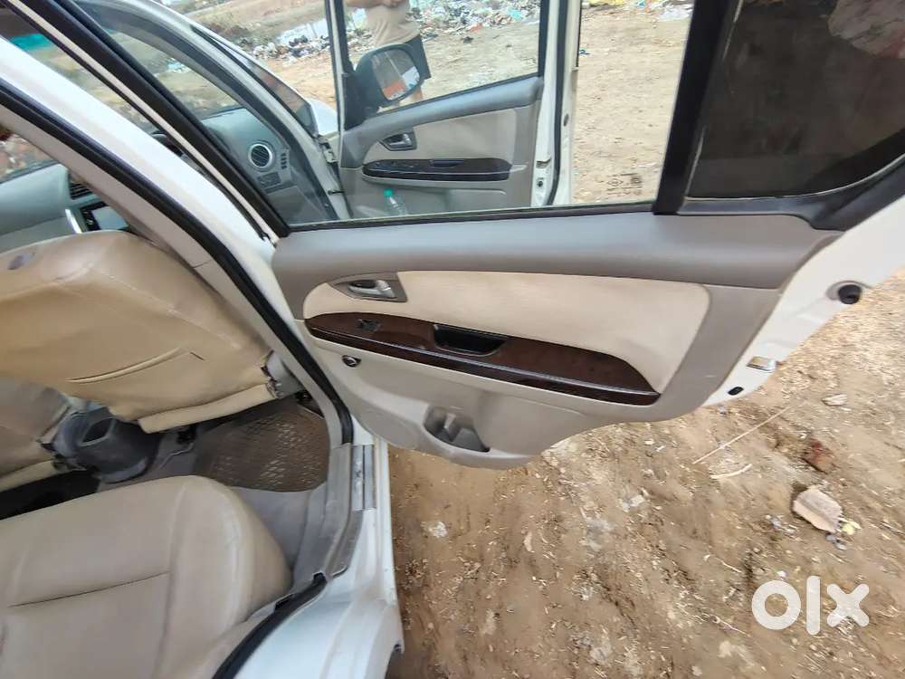 Sx4 2011 Petrol  80000 Km Driven