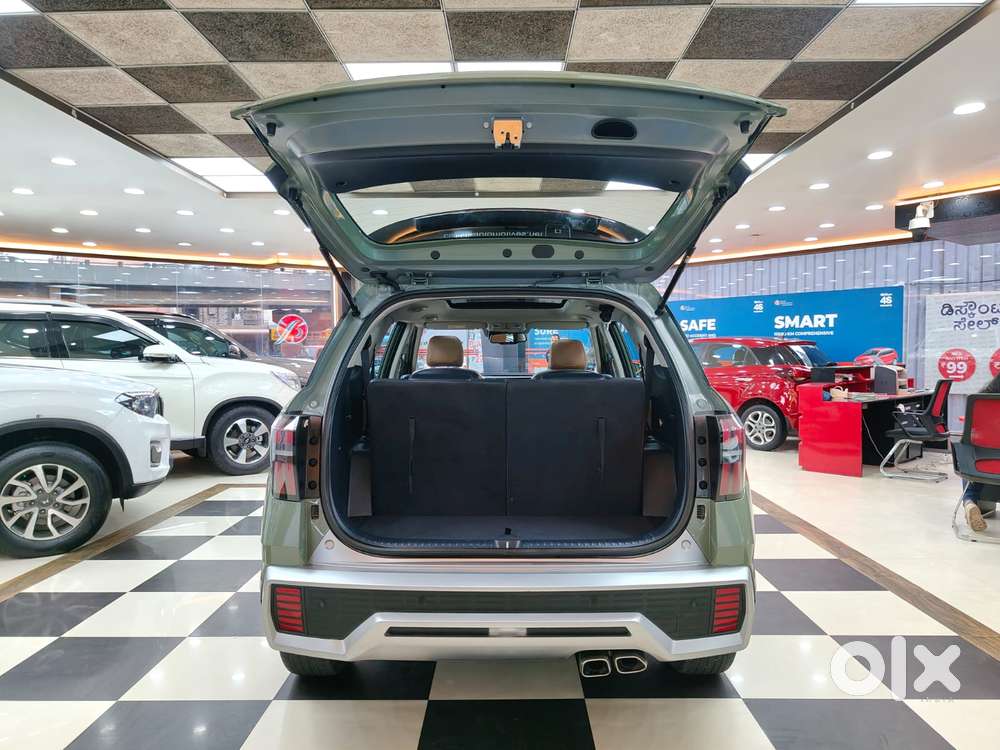 Hyundai Alcazar 2.0 Signature (o) Petrol At 7 Str, 2024, Petrol