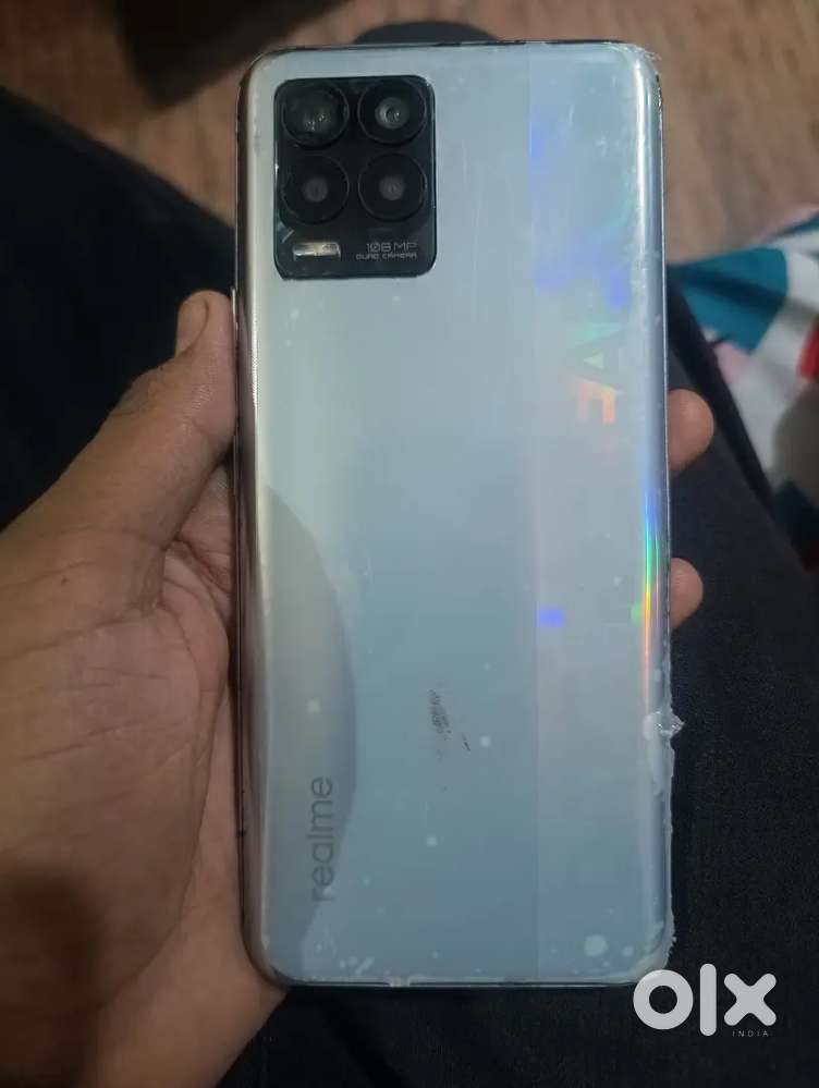 Realme 8. 8. 128 GB bill Charger sabh hai phone new connection h ...
