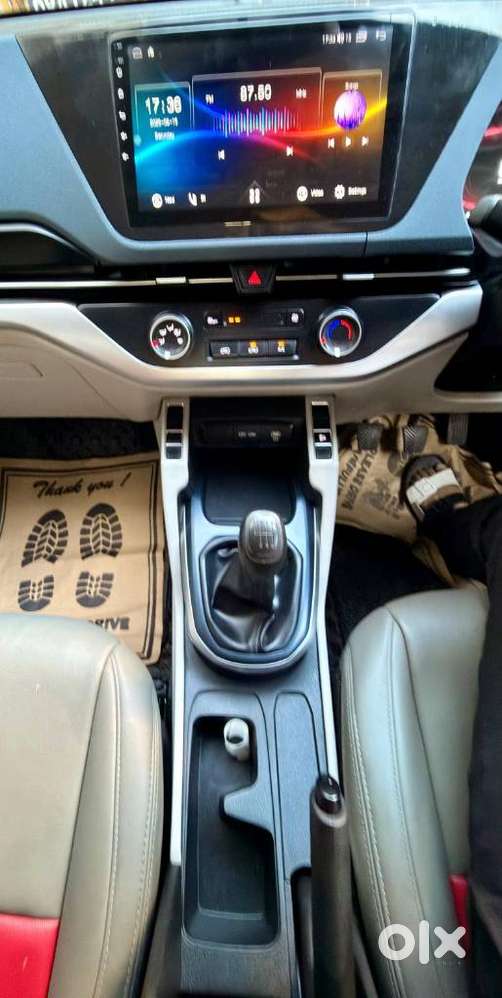 Kia Carens 1.5 Premium 7 Str, 2023, Petrol
