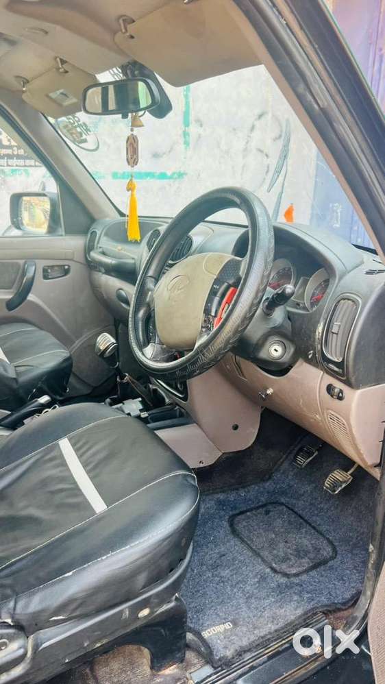 Mahindra Imperio 2015 Diesel 110000 Km Driven