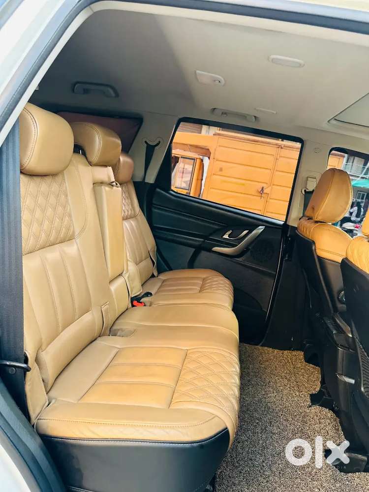 Mahindra Xuv500 2019 Diesel 77653 Km Driven