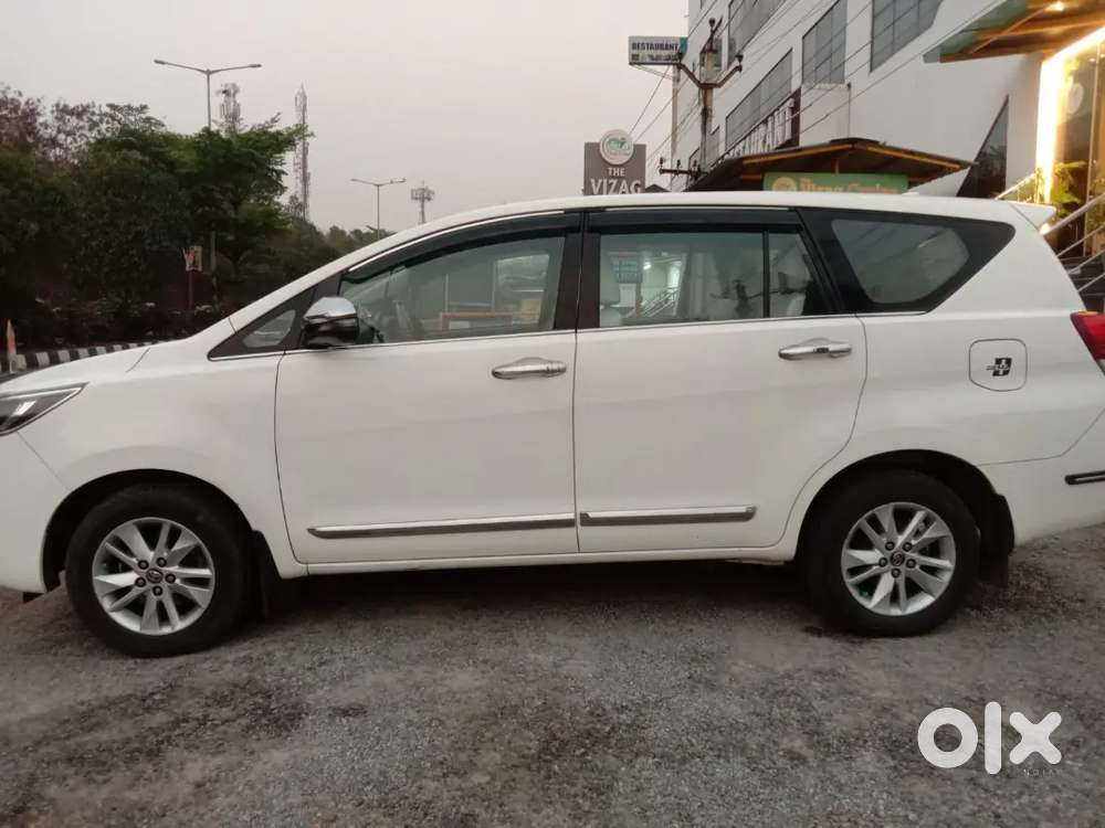 Toyota Innova Crysta 2020 Diesel 168000 Km Driven