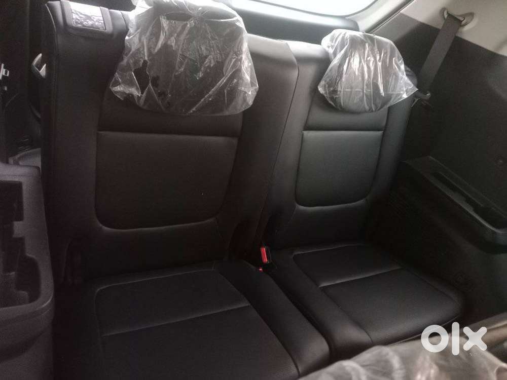 Kia Carens 1.5 Premium 7 Str, 2025, Petrol