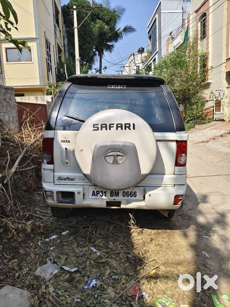 Tata Safari Dicor 2.2 Gx 4x2 2010 Diesel Automatic