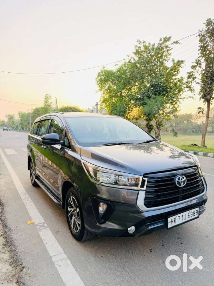 Toyota Innova Crysta 2.4 G Mt, 2021, Diesel