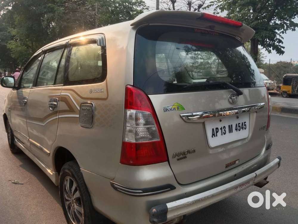 Toyota Innova 2009-2011 2.5 E 8 Str, 2007, Diesel