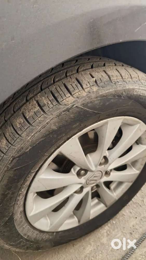 Brand New Car H Family Car Mahine M Ek Do Bar Chalti H