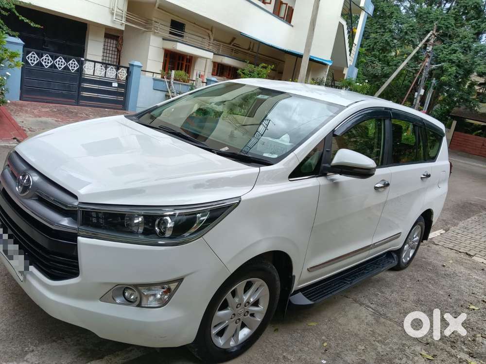 Toyota Innova Crysta [2020-ongoing] 2.4 Vx 8 Str, 2020, Diesel