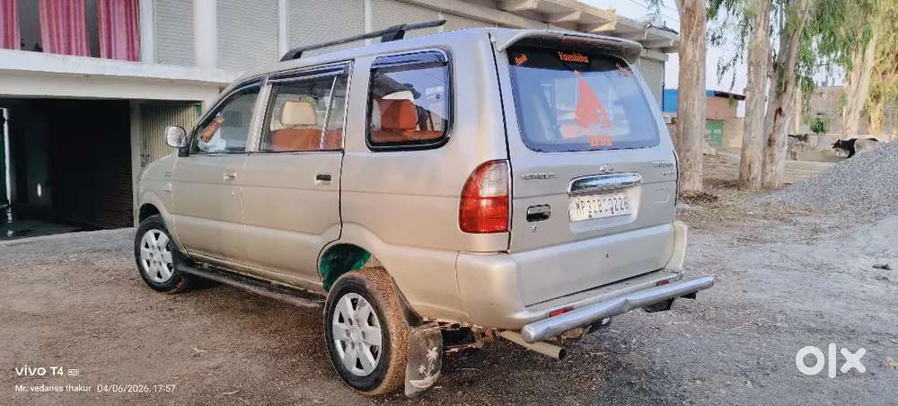 Chevrolet Tavera 2012 Diesel 300000 Km Driven