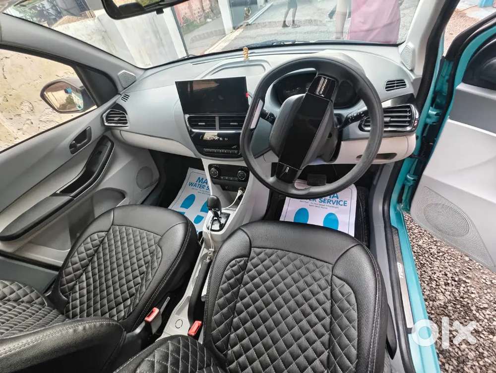 Tata Tiago Revotron 2026