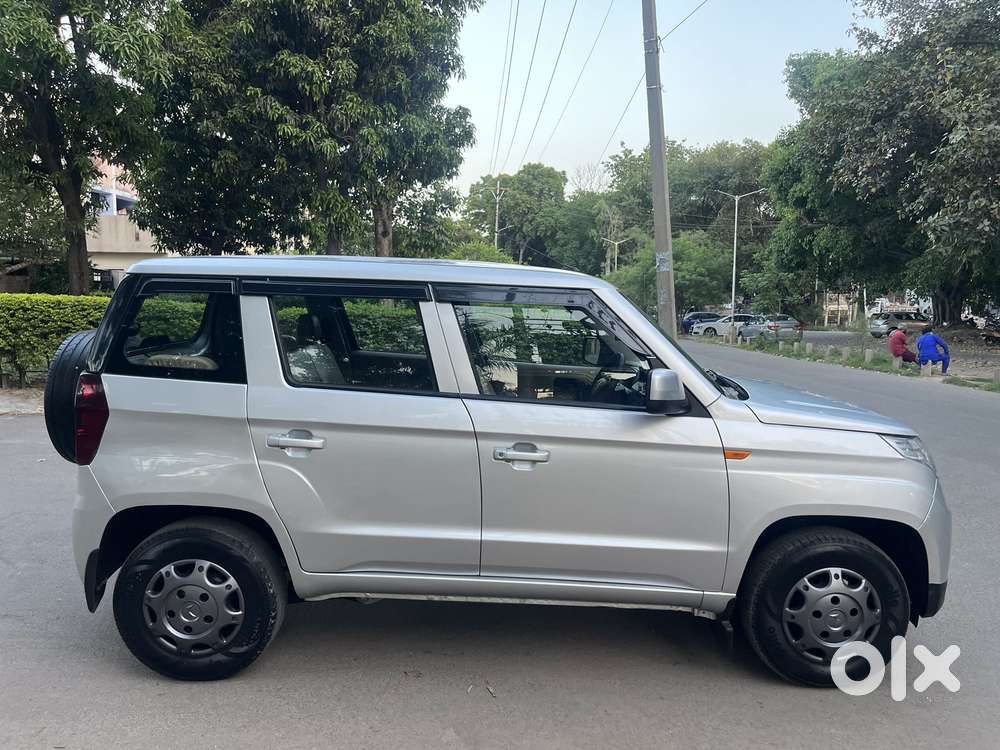 Mahindra Tuv 300 T4 Plus, 2017, Diesel