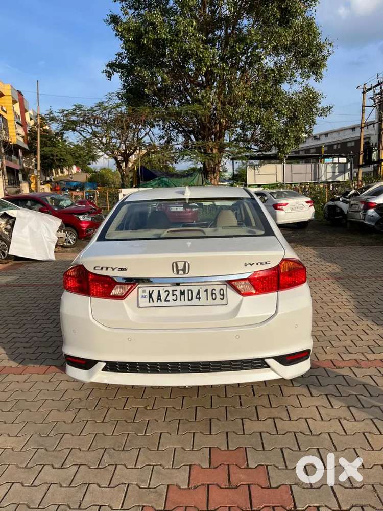Honda City V Mt Exclusive Well Maintained