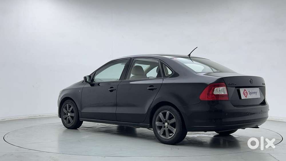 Skoda Rapid 1.6 Ambition Plus Mpi, 2014, Petrol