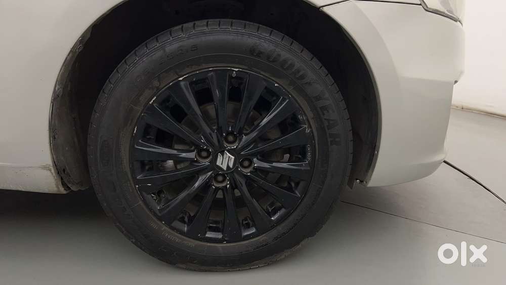 Maruti Suzuki Ciaz 2014-2017 At Zxi, 2016, Petrol