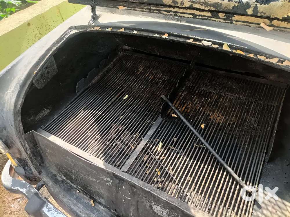 Ambassador Classic 1988