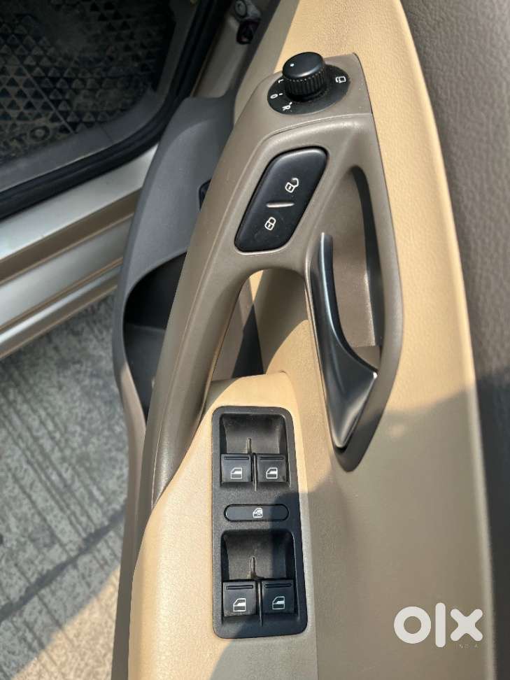 Volkswagen Vento 1.2 Tsi Highline Plus At, 2018, Petrol