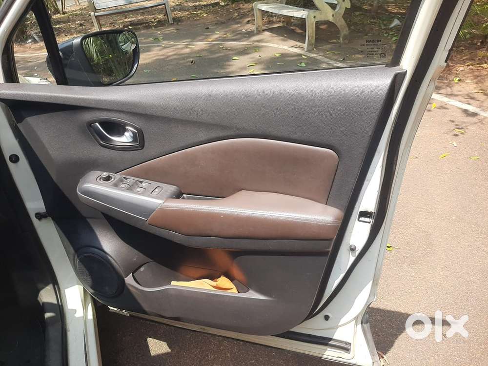 Nissan Kicks Xv Premium (o) 2019 Dual Tone   Diesel Well Maintained