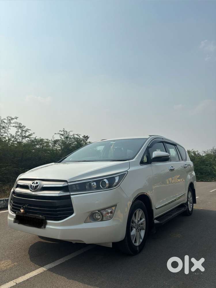 Toyota Innova Crysta 2.4 V 7 Str, 2018, Diesel