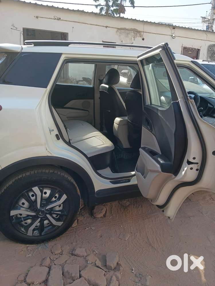Mahindra Xuv300 W4 Diesel, 2023, Diesel