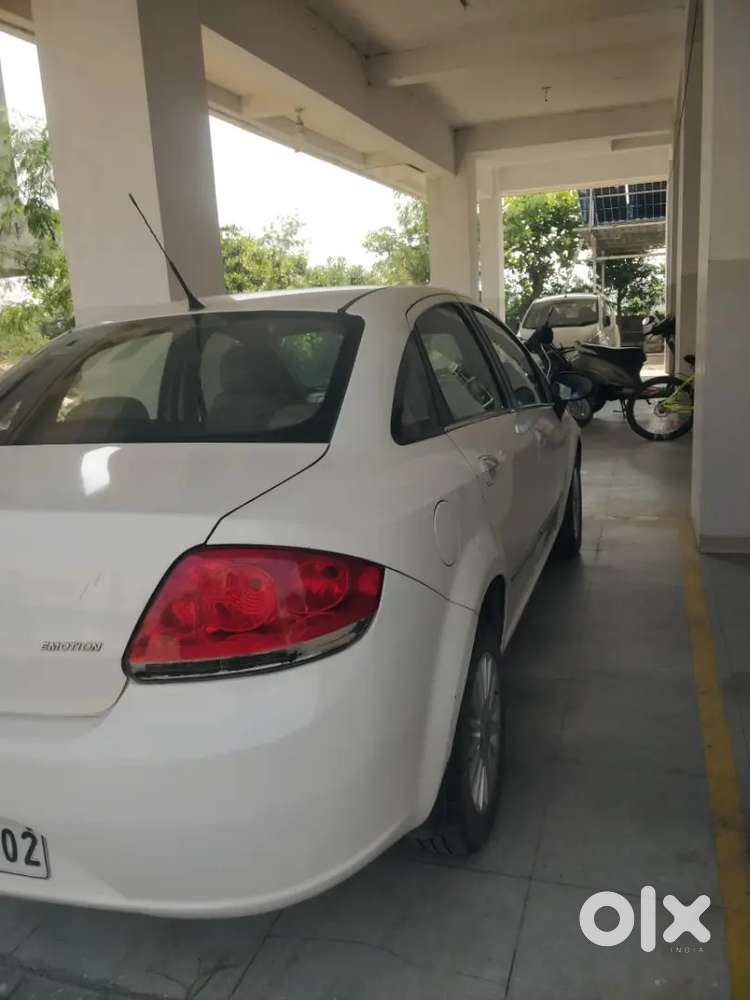 Fiat Linea 2012 Diesel Well Maintained,1st Owner,scratch Less