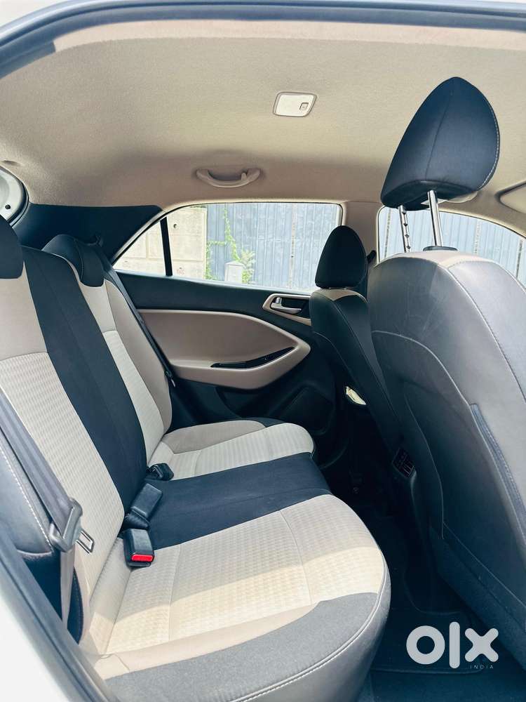Hyundai I20 Petrol Cvt Asta, 2018, Petrol