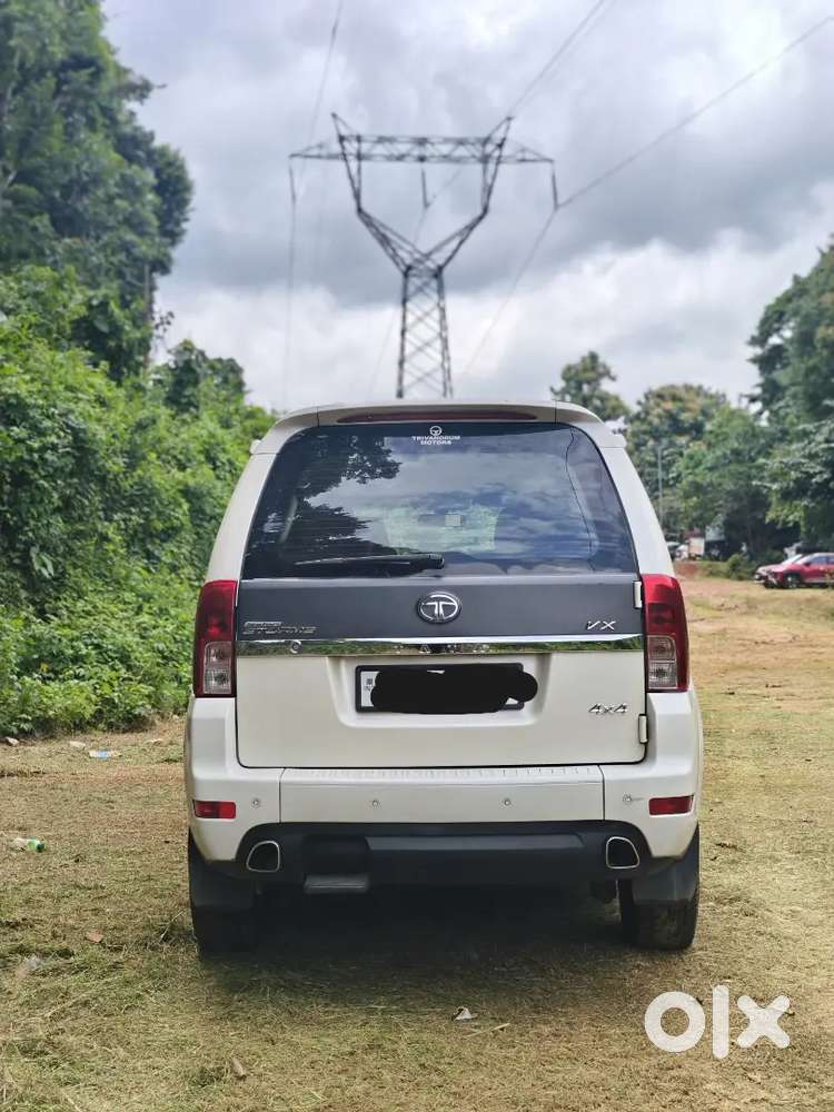 Tata Safari Storme 2018