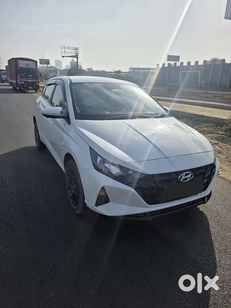 Hyundai New I20 2023 Petrol 28000 Km Driven
