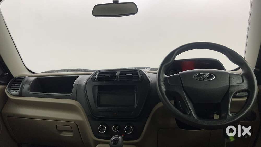 Mahindra Tuv 300 T4, 2016, Diesel