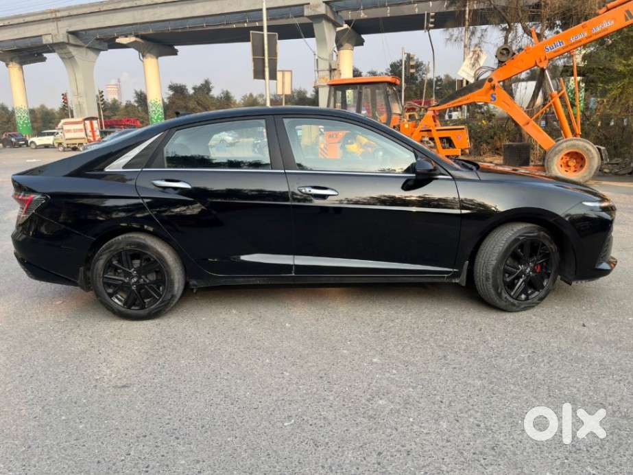 Hyundai Verna 1.5 Sx Turbo Petrol Mt, 2023, Petrol