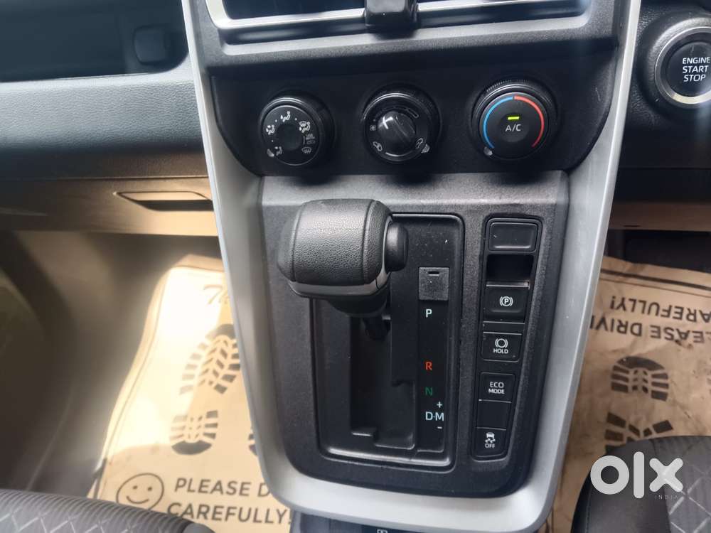 Toyota Innova Hycross 2.0 Gx 8 Str, 2024, Petrol