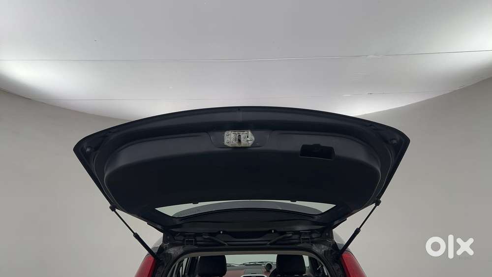 Maruti Suzuki Ritz Vxi, 2013, Petrol