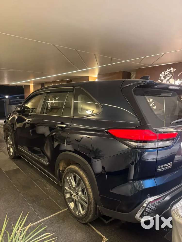 Toyota Innova Hycross 2026
