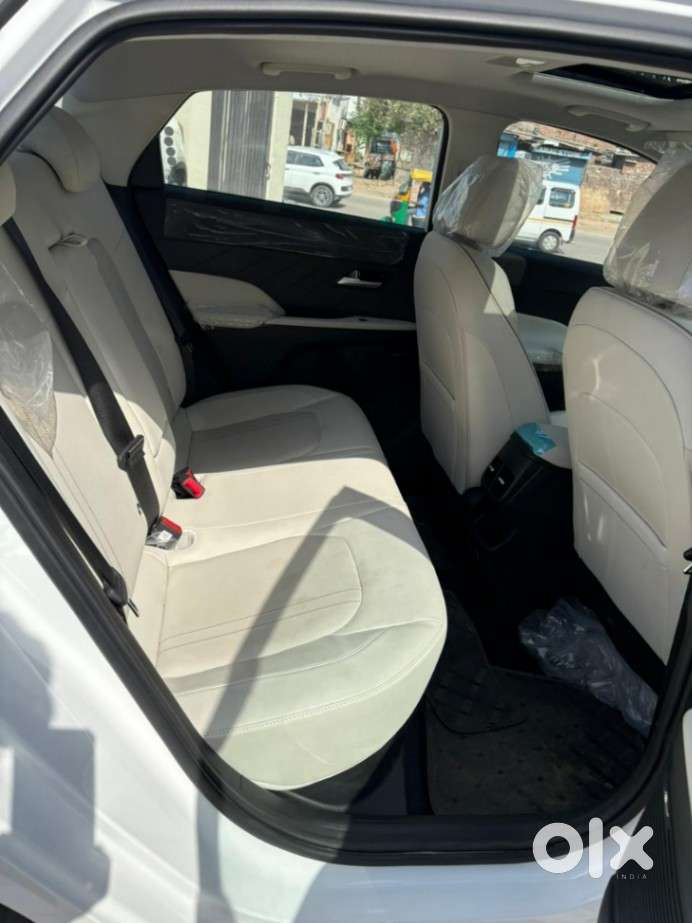 Hyundai Verna 1.5 Sx (o) Turbo Petrol Mt, 2025, Petrol
