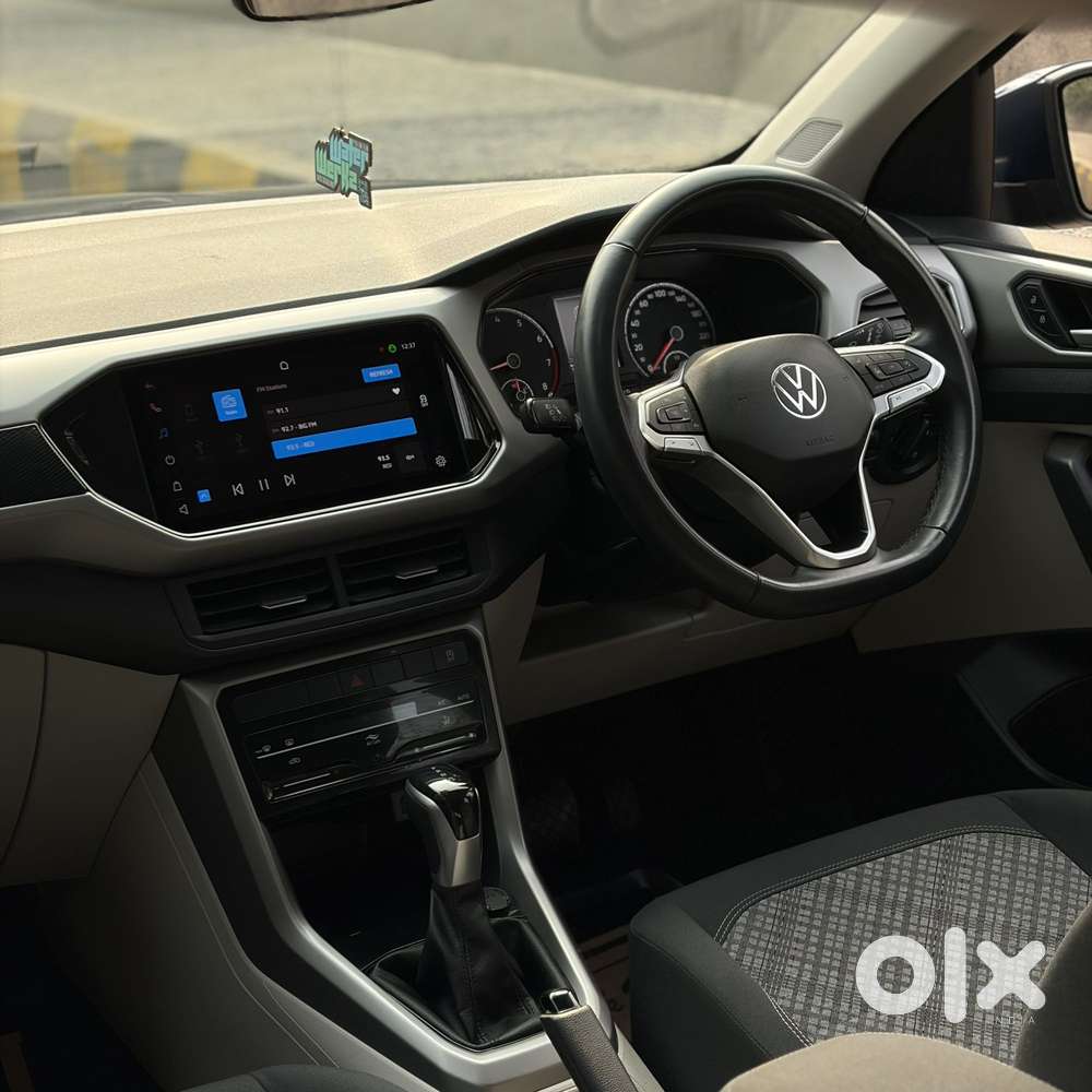 Volkswagen Taigun 1.0 Tsi Highline At, 2024, Petrol