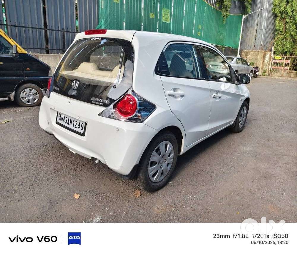 Honda Brio V Mt, 2013, Petrol