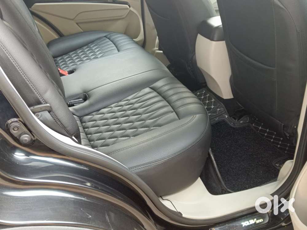 Mahindra Xuv300 W8, 2022, Petrol