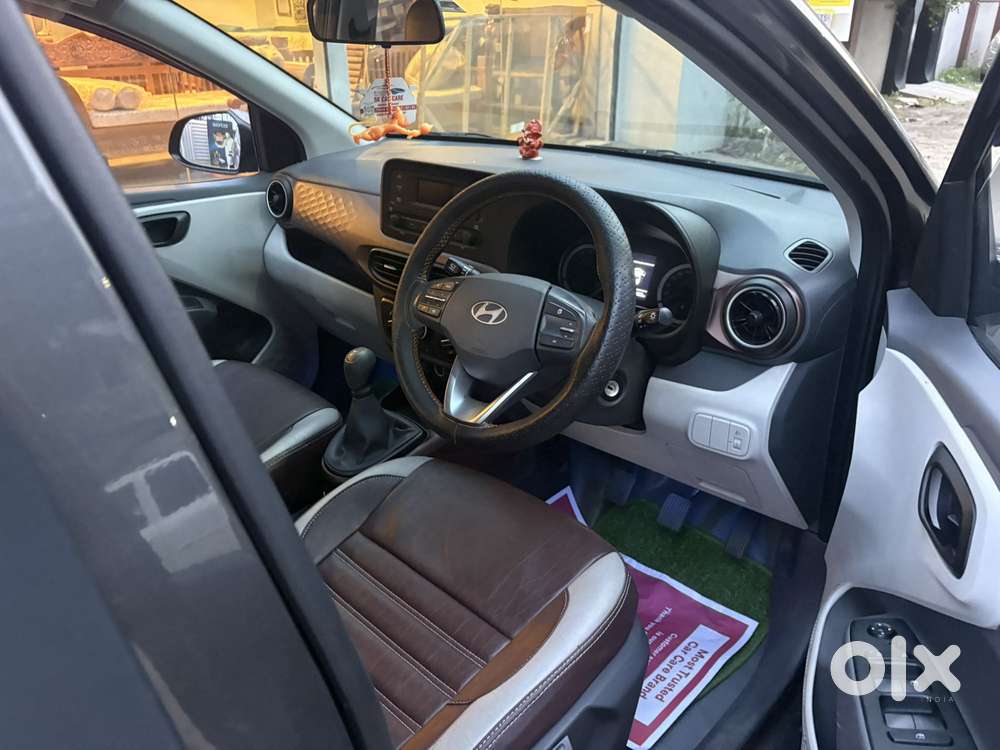 Hyundai Aura Sx (o) Manual, 2023, Petrol