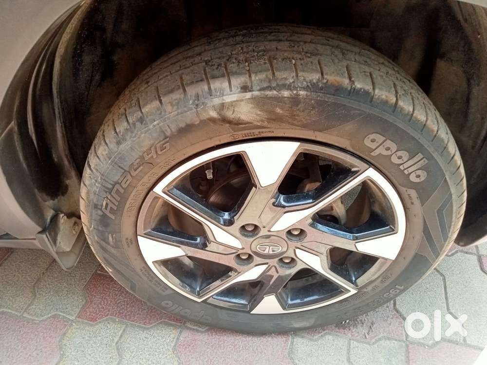 Tata Punch Creative Amt, 2022, Petrol