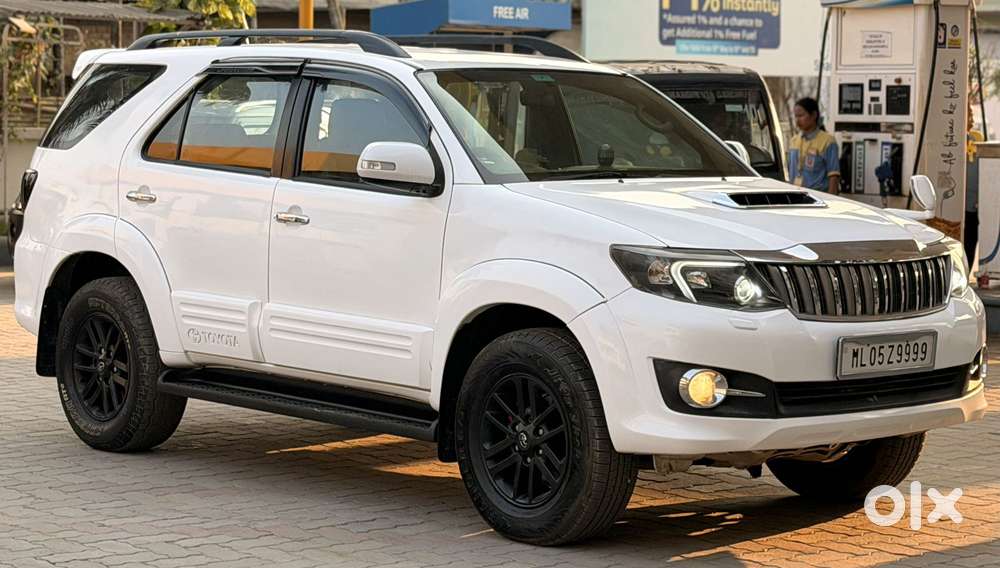 Toyota Fortuner [2009-2012] 3.0 4x4 Mt, 2012, Diesel
