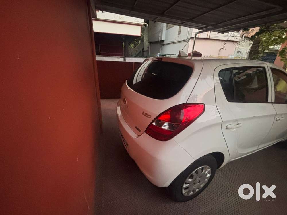 Hyundai I20 Magna Petrol 2011