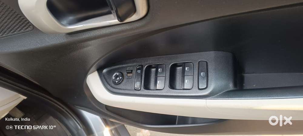 Hyundai Venue 1.2 S Plus, 2022, Petrol