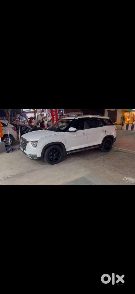 Hyundai Alcazar 2021 Diesel Well Maintained