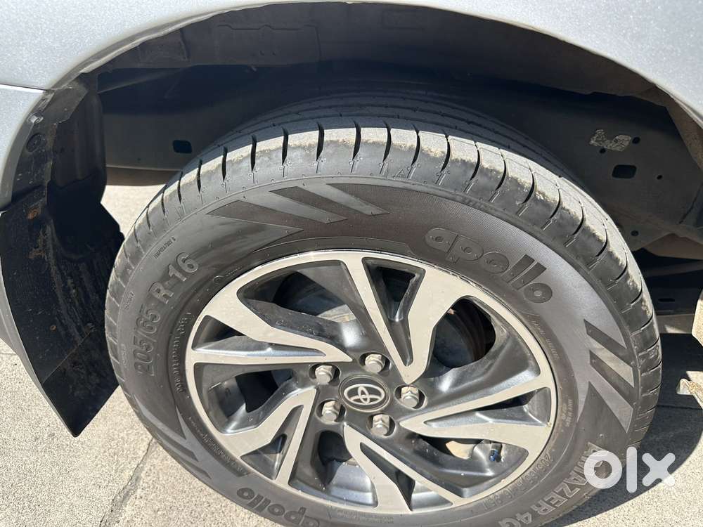 Toyota Innova Crysta [2020-ongoing] 2.4 Vx 8 Str, 2021, Diesel