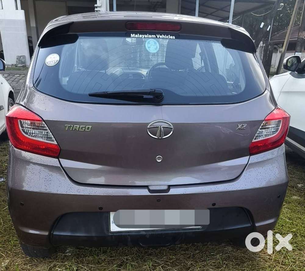 Tata Tiago 1.2 Revotron Xz (o), 2016, Petrol
