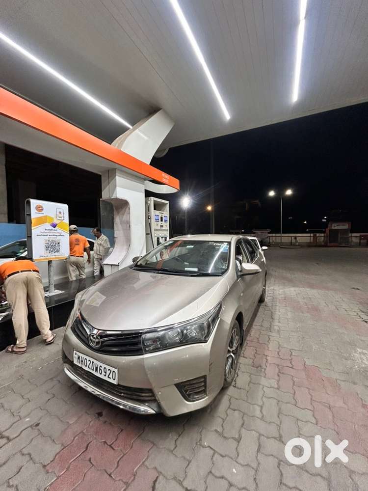 Toyota Corolla Altis 2015